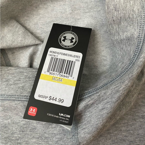 NWT Woman’s Under Armour fitted capri leggings. Size medium - Picture 4 of 5